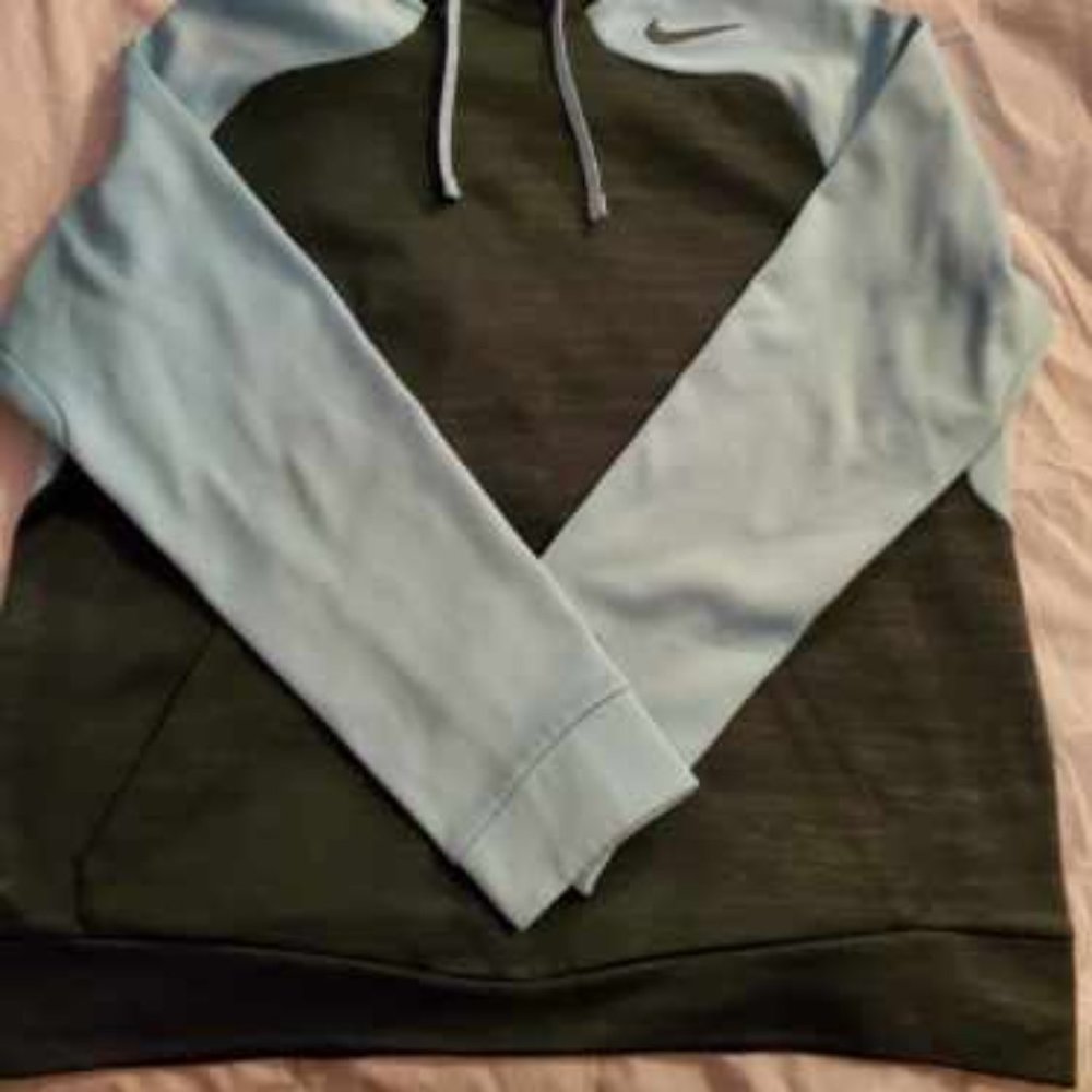 Nike Hooded Sweatshirt